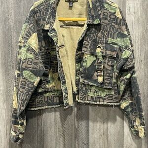 VTG Women’s Camo Jacket Size 2X Cropped Denim Military Hip Hop Loc'd up 90s
